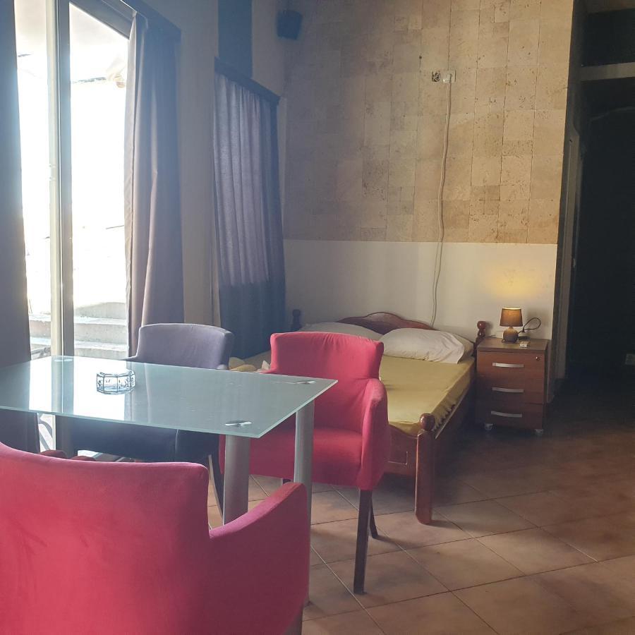 Apartments Prag Ulcinj Eksteriør bilde