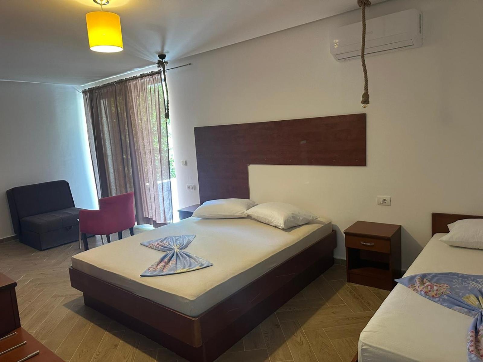 Apartments Prag Ulcinj Eksteriør bilde