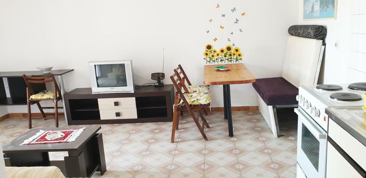 Apartments Prag Ulcinj Eksteriør bilde