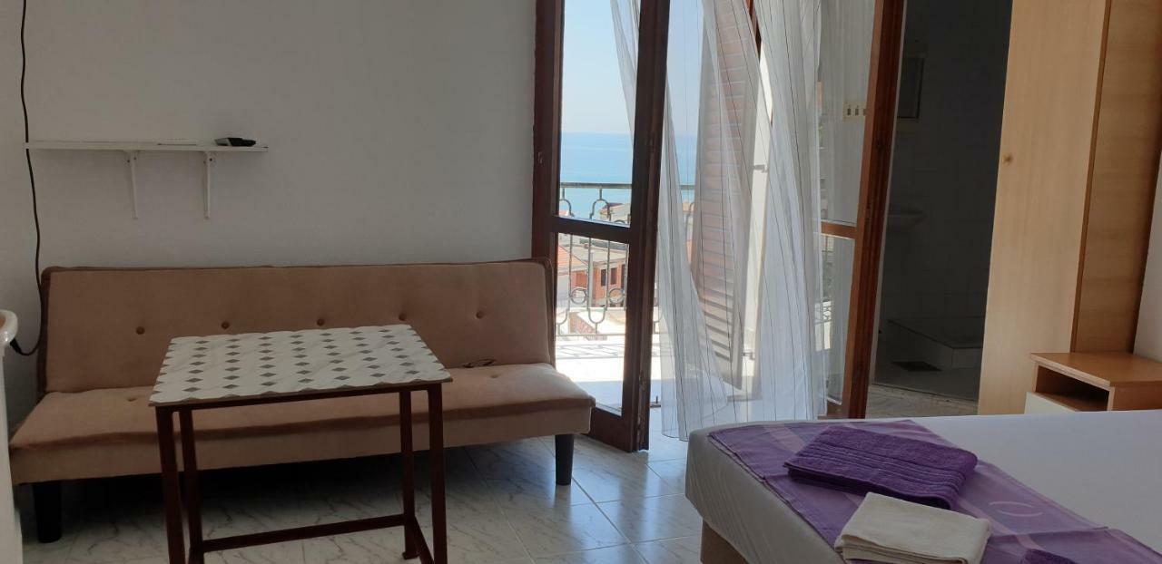 Apartments Prag Ulcinj Eksteriør bilde